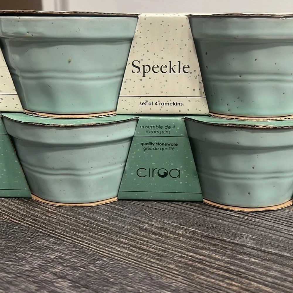 4 Speckle unique design light blue bowls